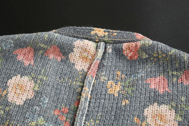 V-neck long sleeve printed knit cardigan sweater