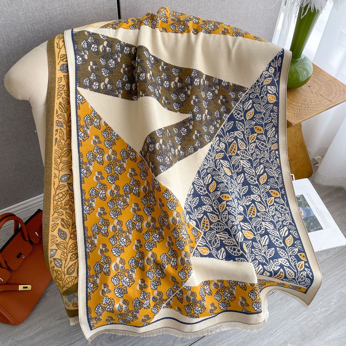 Korean Style Ins All-match Floral Print Shawl Winter Cashmere-like