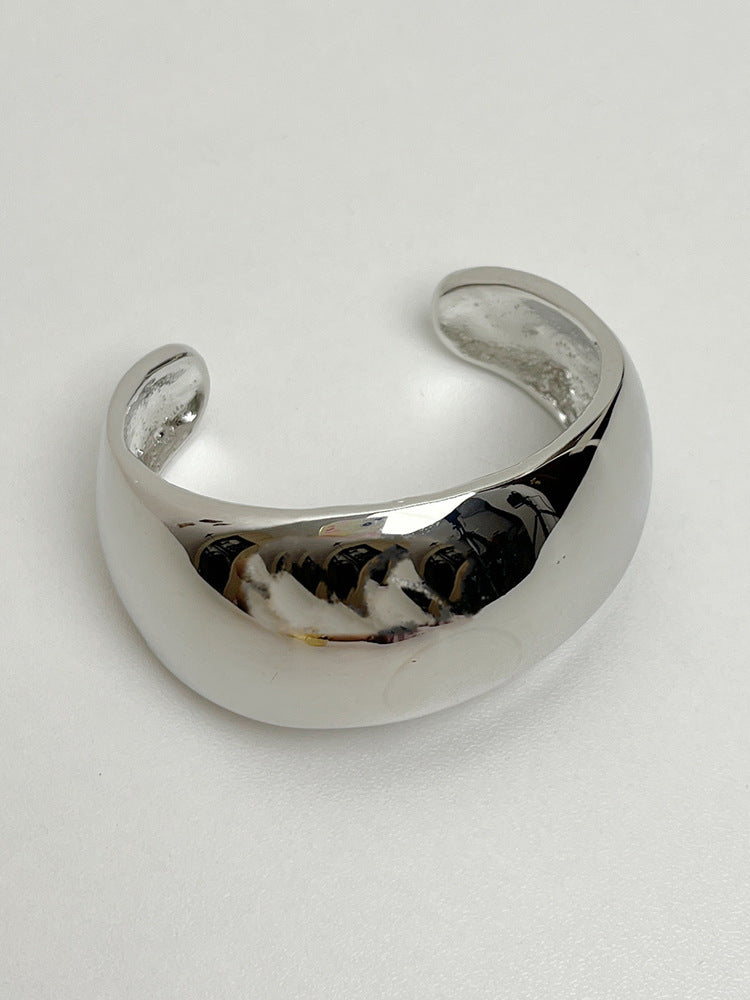 Niche Wide Metal Curved Glossy Bracelet Light Luxury High Sense