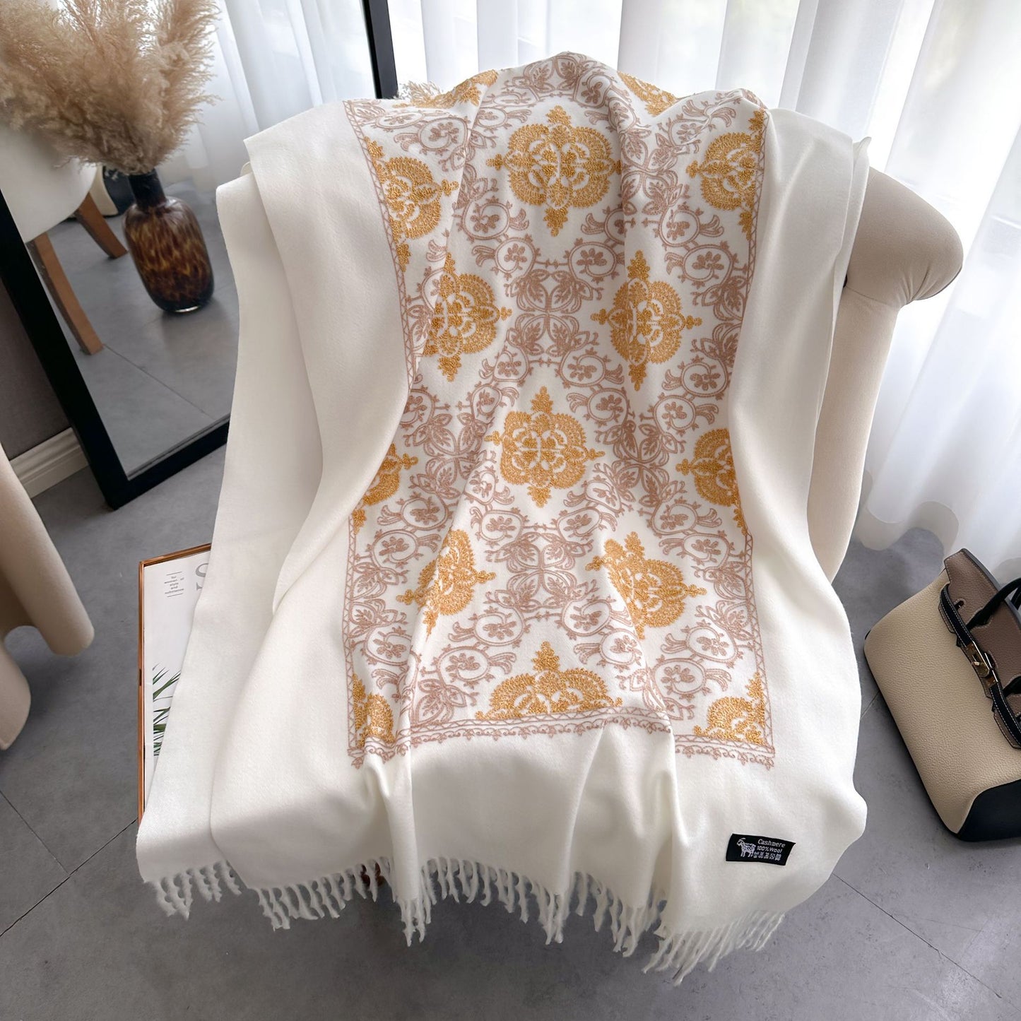 Ethnic Style Plant Totem Cashmere-like Embroidered Warm Scarf