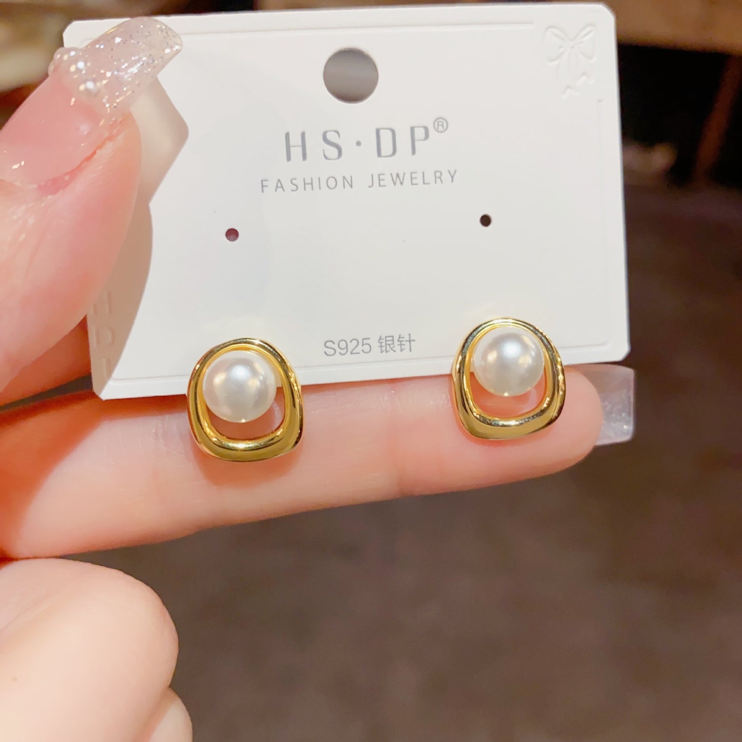 New Fashion Elegant Metal Pearl Stud Earrings