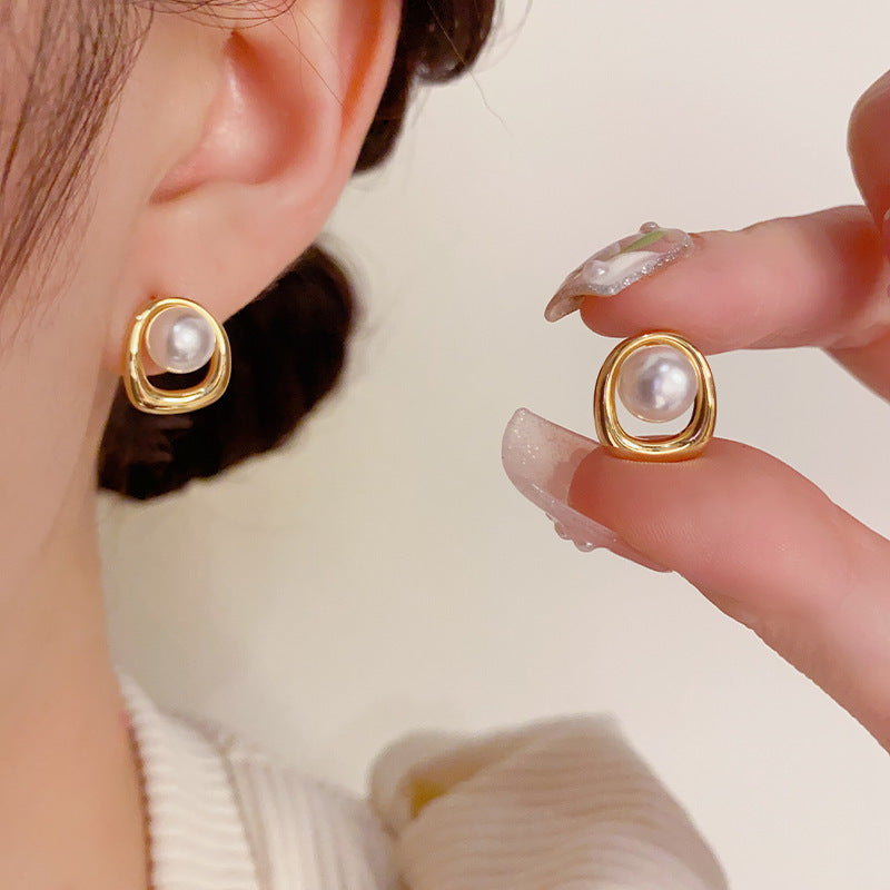 New Fashion Elegant Metal Pearl Stud Earrings