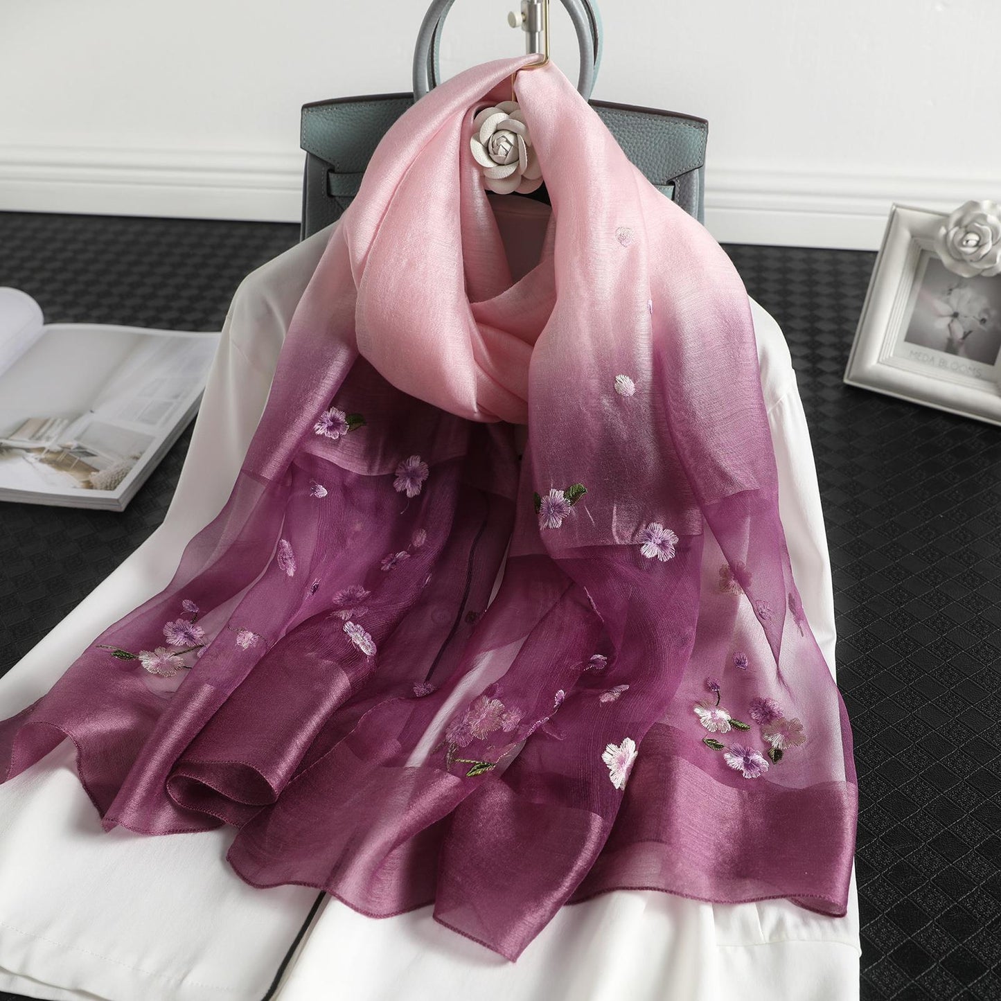 Women's Wool Silk Embroidery Gradient Scarf Sunscreen Shawl