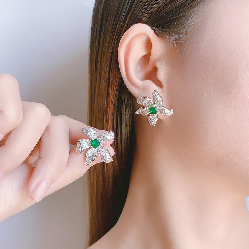 Colored Gems High-grade Big Flower Starfish Stud Earrings Female