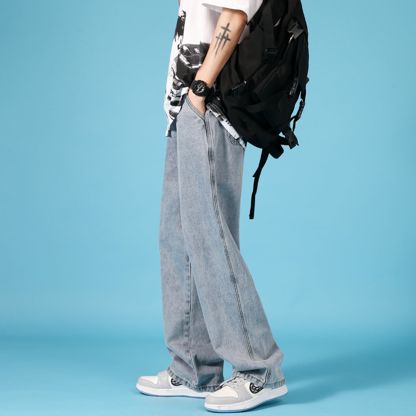 Men’s Korean Style Washed Denim Jeans – Mid-Waist, Straight Fit Casual Pants