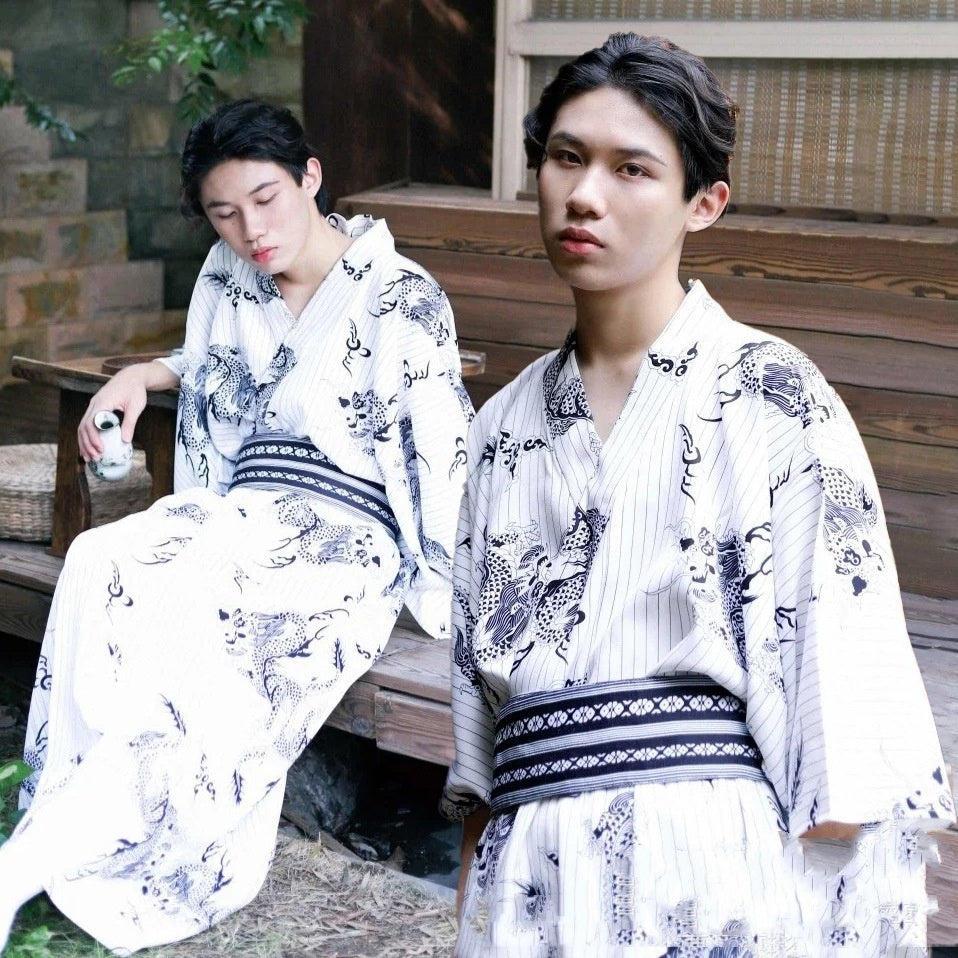 Men’s Traditional Japanese Yukata Kimono – Dragon Print Summer Robe