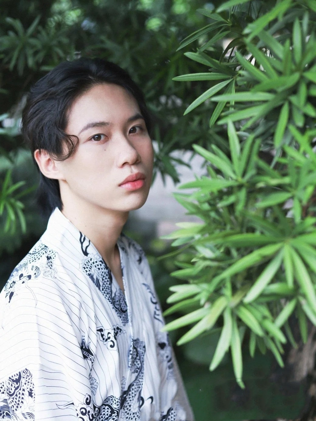 Men’s Traditional Japanese Yukata Kimono – Dragon Print Summer Robe