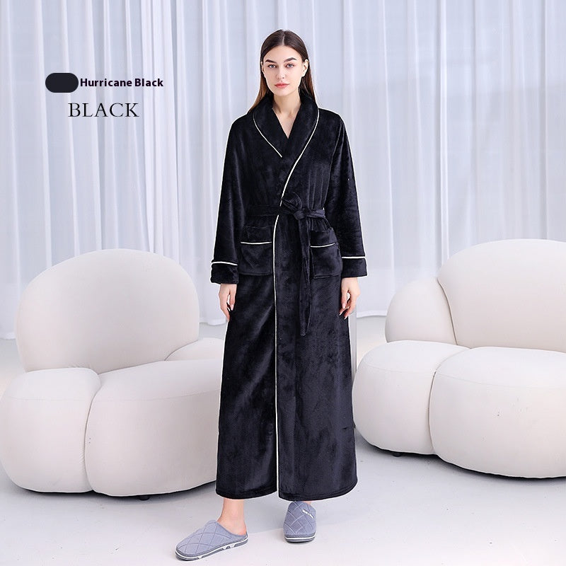 Extended Autumn And Winter Coral Fleece Bathrobe