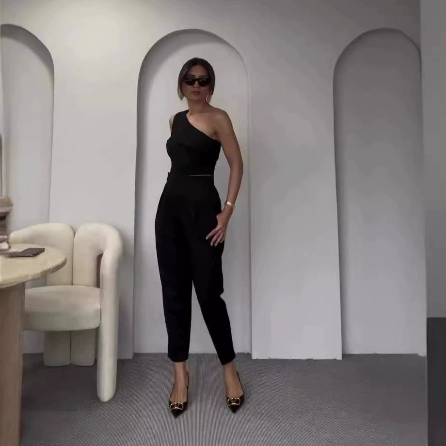Hot Girl Diagonal Collar Halter Slim Fit Suit